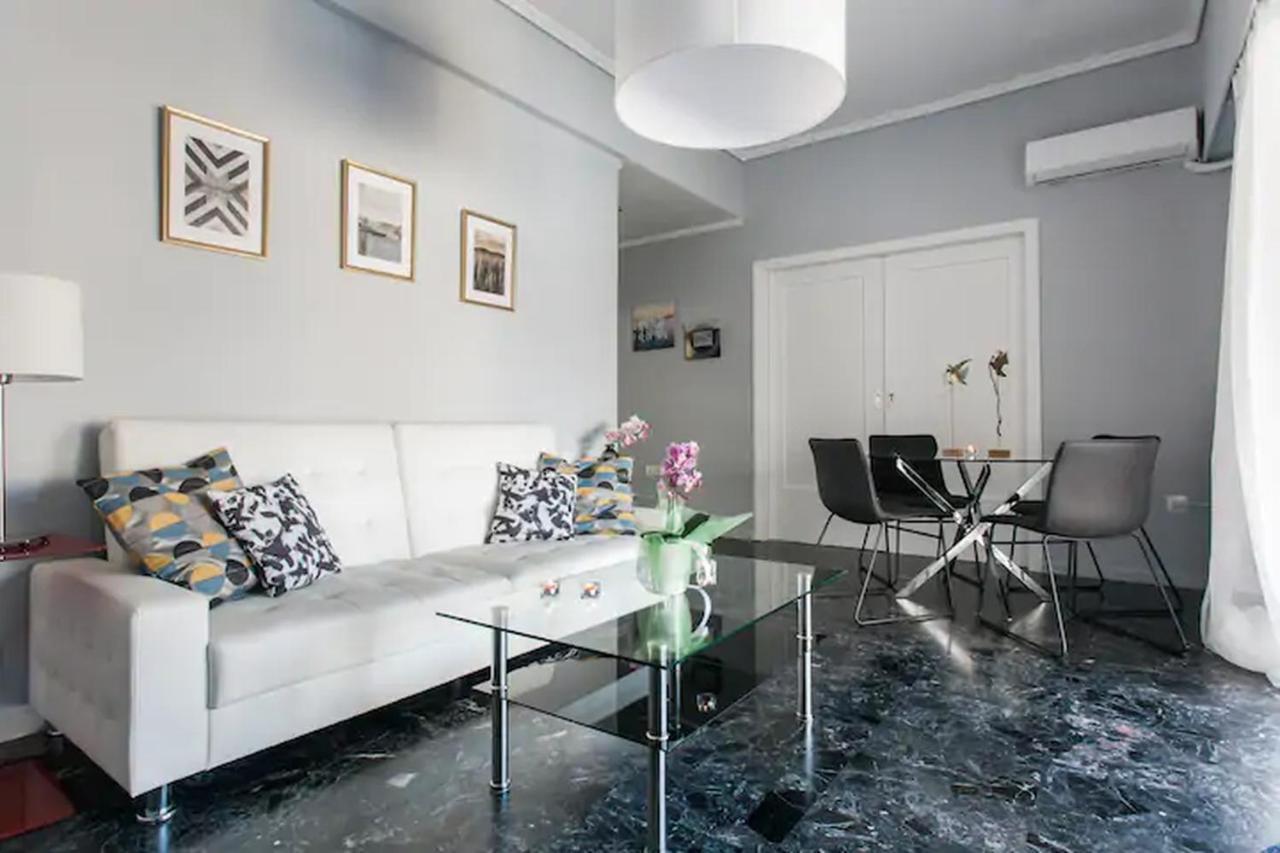 A Masterpiece In Plaka With Big Balcony And Acropolis View Lejlighed Athen Eksteriør billede