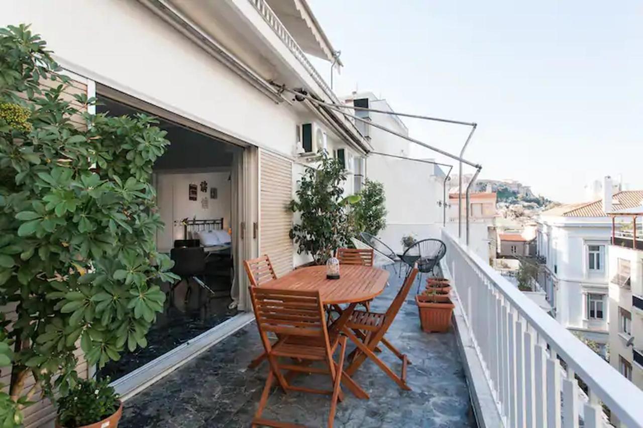 A Masterpiece In Plaka With Big Balcony And Acropolis View Lejlighed Athen Eksteriør billede