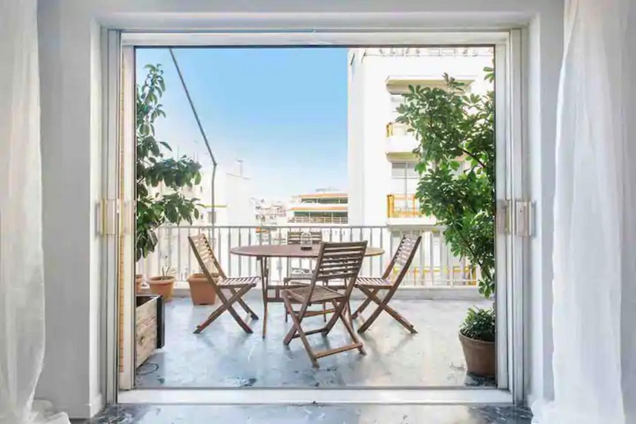 A Masterpiece In Plaka With Big Balcony And Acropolis View Lejlighed Athen Eksteriør billede